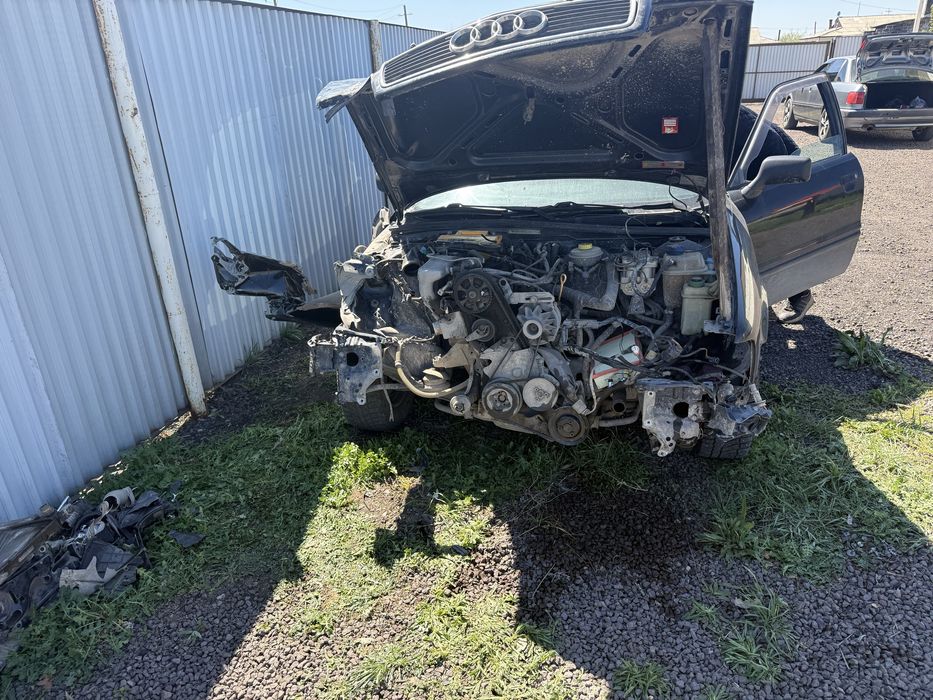 Ауди 80 Б4 по запчастям