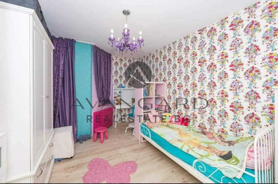 Продава се Тристаен апартамент в Пловдив, Остромила - 168 кв.м за 1399 €/кв.м - Снимка #7