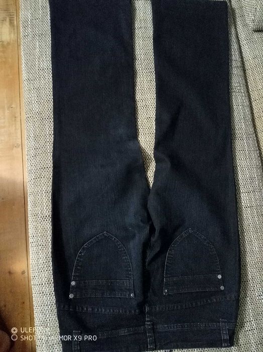 Blugi Damă mărimea 42