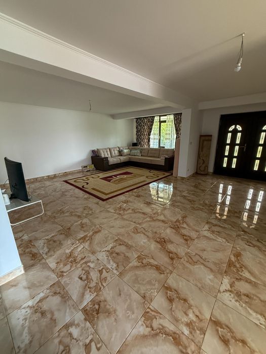 Casa individuala cu teren mare Valea Adanca -Iasi