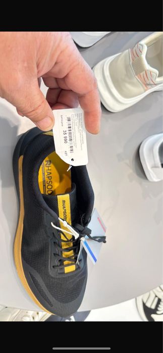 Кроссовки Rhapsody