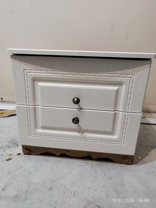 Продам спальный гарнитур