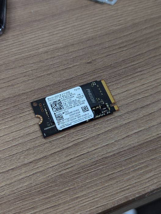 Micron 2500 M.2 SSD 2242 размер есть переходник