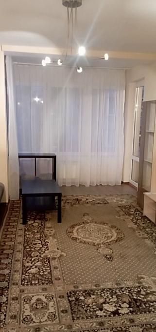 Дава се под наем Двустаен апартамент в София, Младост 2 - 76 кв.м за 585.99 € - Снимка #2