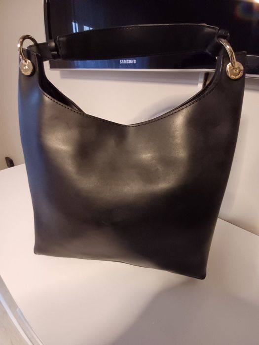 Продавам дамска чанта