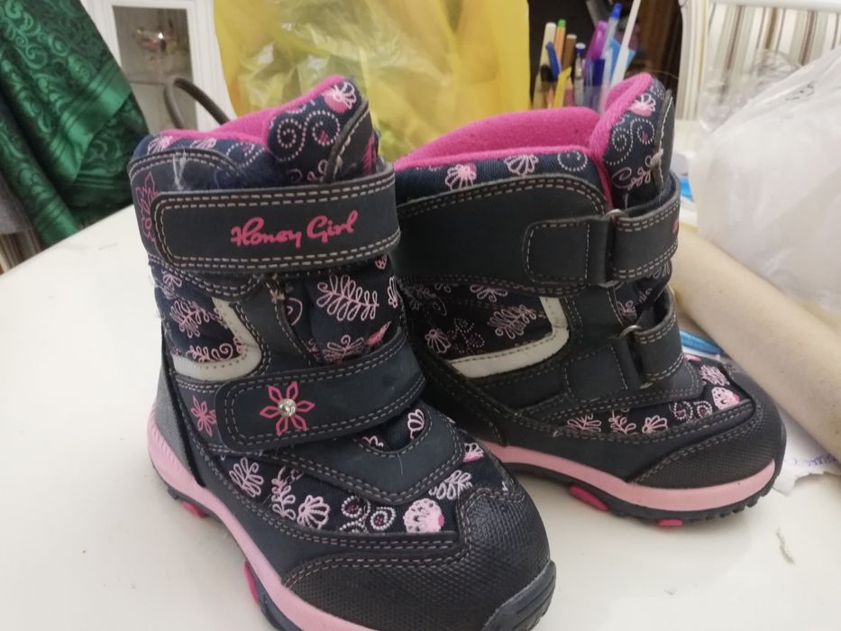 Продам обувь б/у сапожки