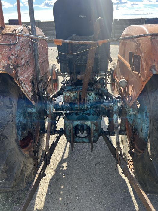 Tractor Fiat 550