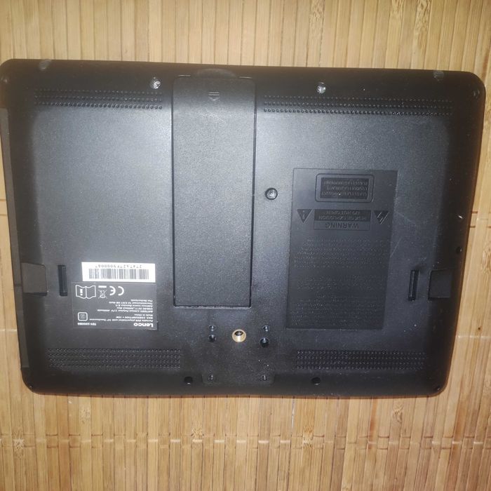 Таблет Lenco 10" и DVD плеър - 2в1