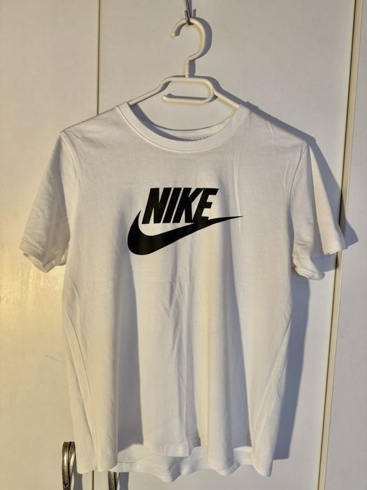 Tricou dama Nike