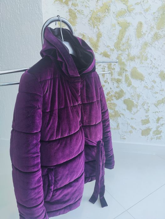 Раскошная бархатная куртка для модниц