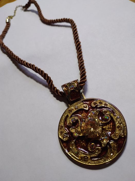 Бижутерия, наборы, колье, серьги новое разное