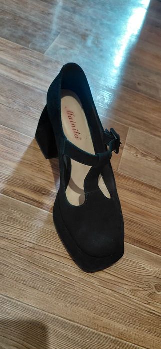 Продам туфли 39 размер