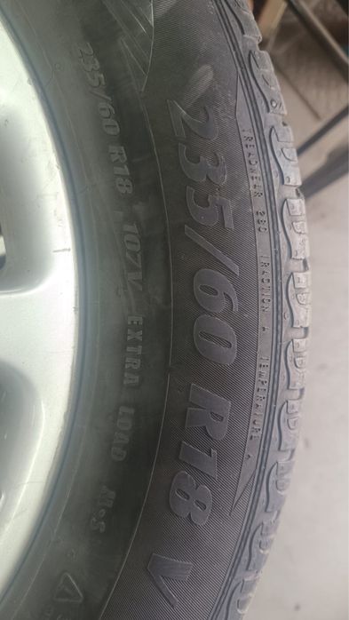 Продам резину комплект 40.000 тг