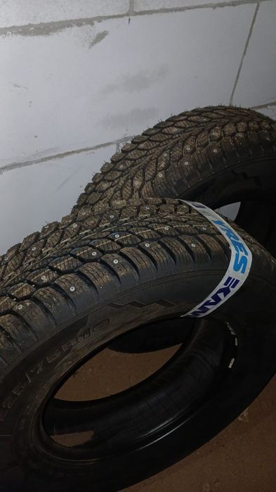 Продам зимние шины R16