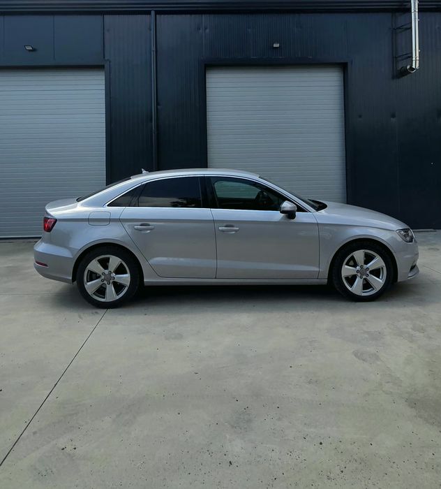 Audi A3 Sedan 1.6 TDI • 2014 • Piele maro •Navigatie. Superbă