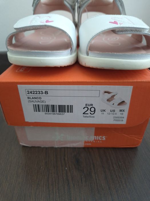 Sandale biomecanics noi 29