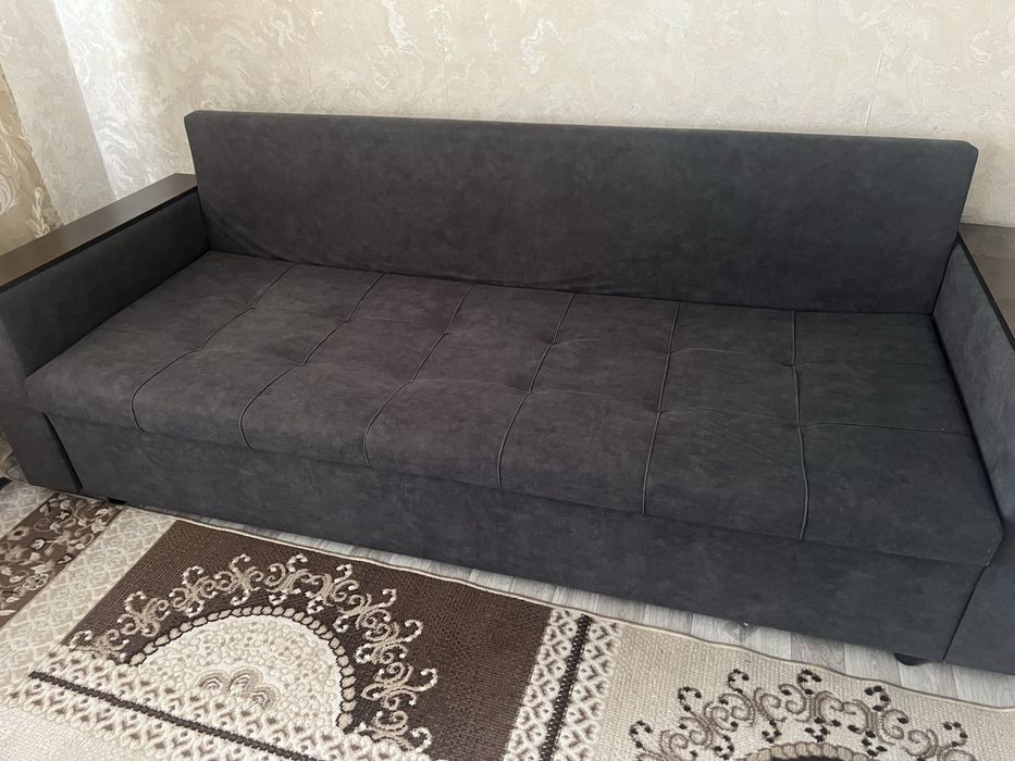 Продам диван в отличном состоянии