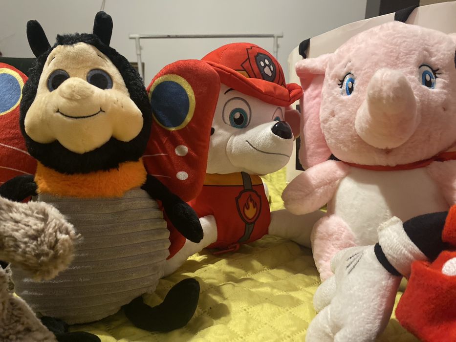 Jucarii din plus, diferite marimi si modele