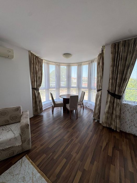 Дава се под наем Двустаен апартамент в Несебър - 85 кв.м за 510 € - Снимка #3