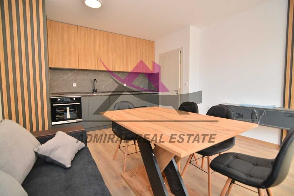 Дава се под наем Двустаен апартамент в Варна, Възраждане 3 - 55 кв.м за 350 € - Снимка #1