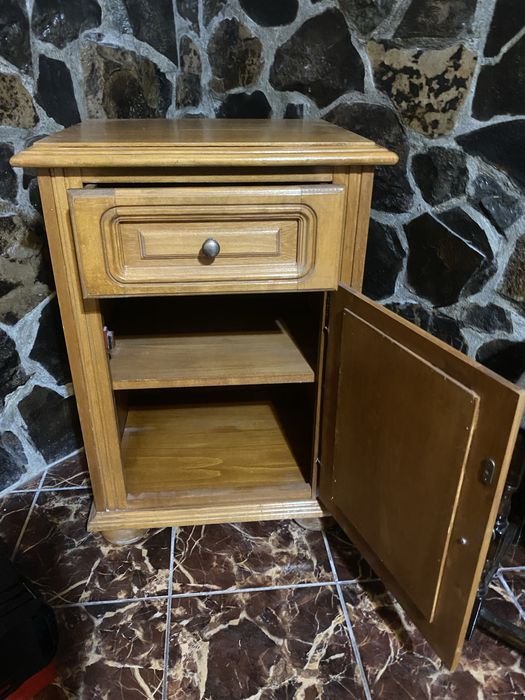 Vand comoda din stejar