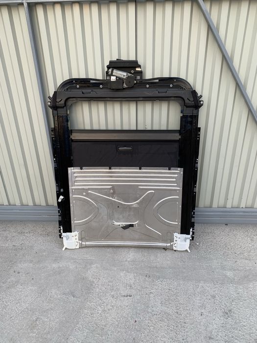 Люк стекляный Бмв & Bmw