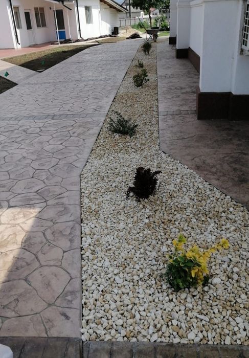 Amenajari spatii verzi/peisagistica