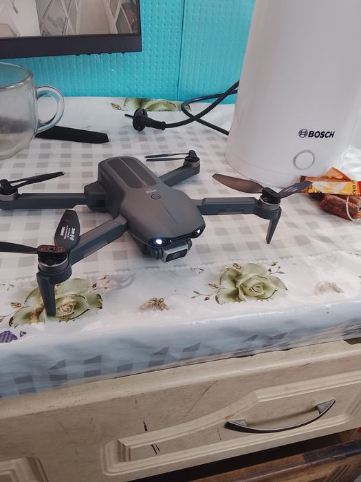 Продаю дрон комплекте