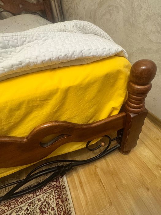 Двухспальный кровать