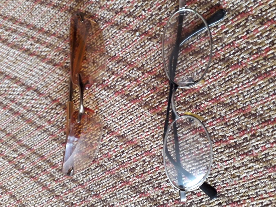 Очила различни модели и аксесоари за очила Grivit