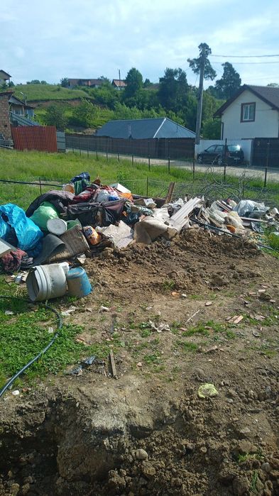 Debarasare , demolare , eliberare spati moloz deseuri