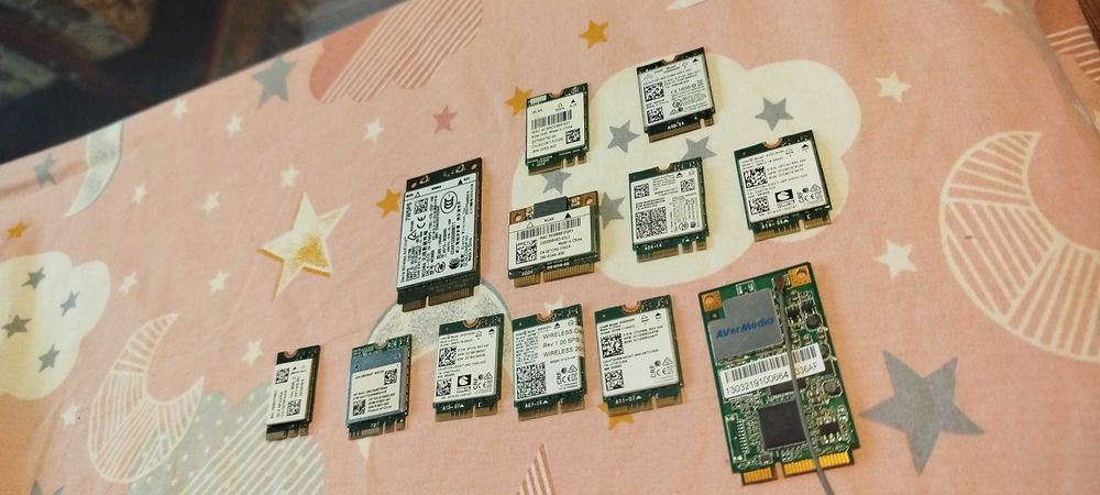 Lot plăci de rețea wireless