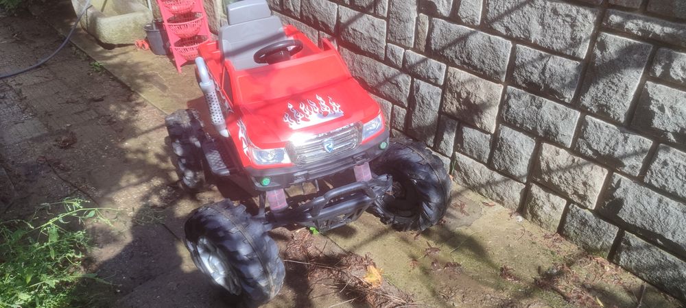 Детски електрически джип Monster Truck