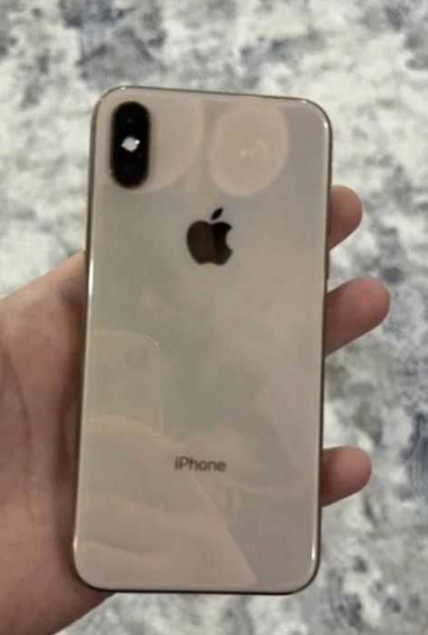Iphone xs yaxshi xolatda gold rang