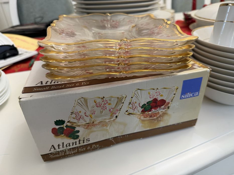 Сервис столовый, на 9 персон