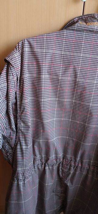 Дамско яке размер 48, против дъжд и вятър