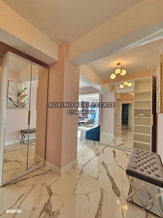 Ap2cam IMPECABIL cu Priveliste Superba - Parcare Privata - 800eur