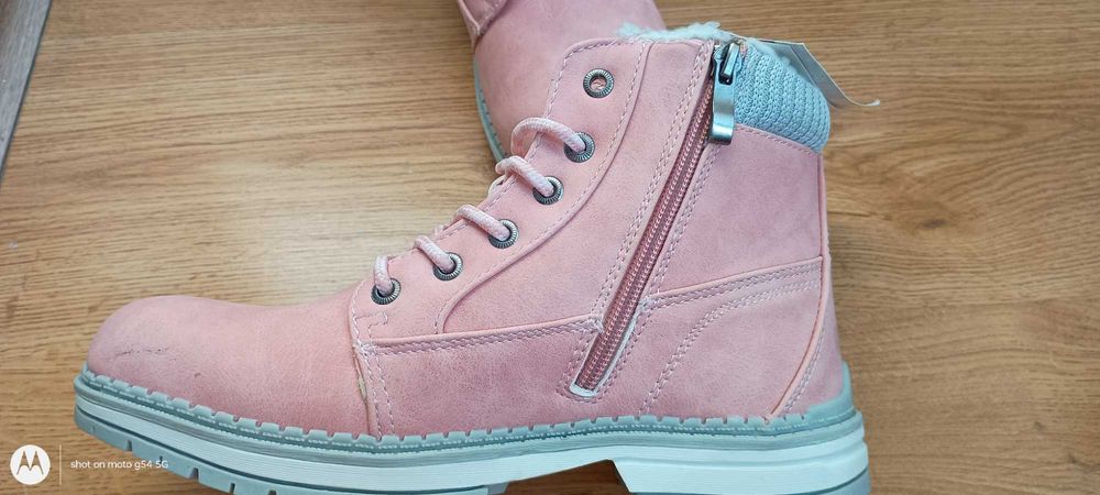 Чисто нови дамски боти RUNNERS  розови с топла подплата