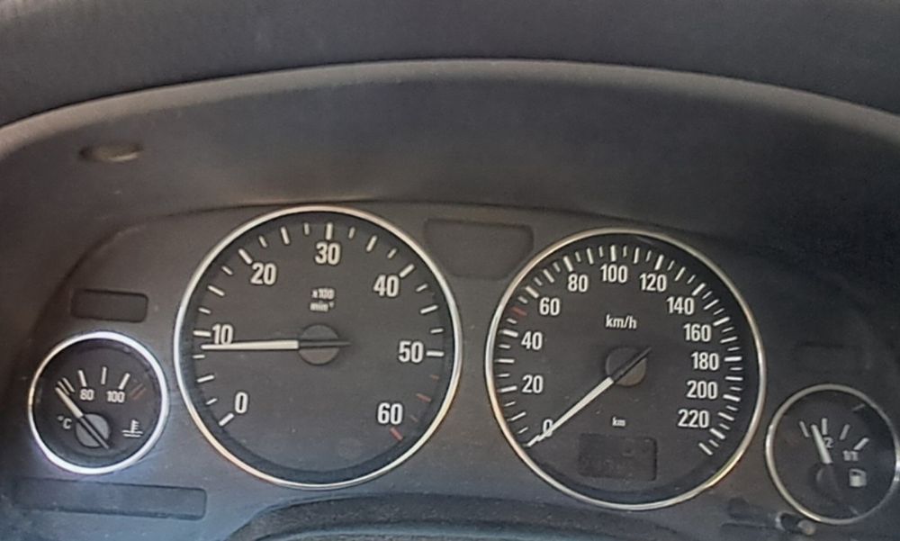 Caravanul nu te lasă la greu!