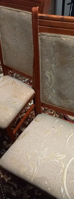 Продам стол и стулья