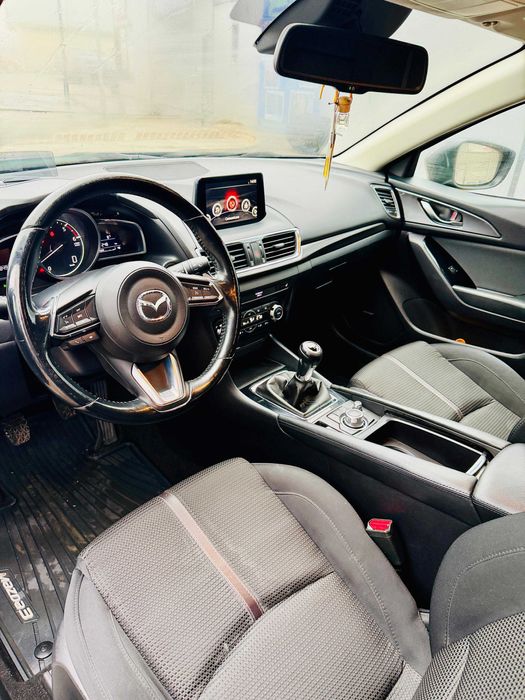 Vand Mazda 3 skyactive exclusive