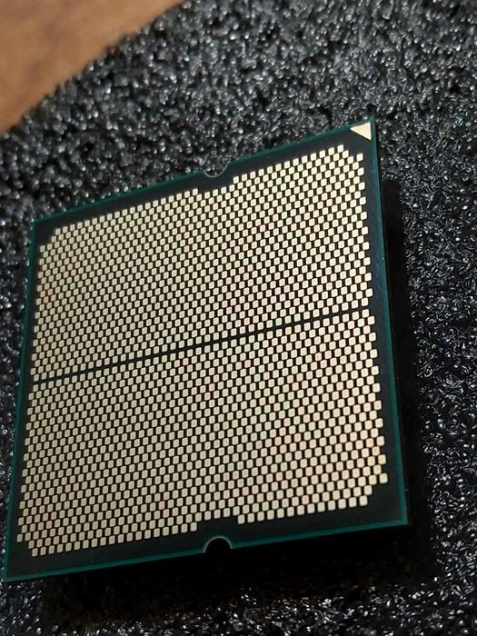 AMD Ryzen 9 7950X3D, 16-ядрен, АМ5