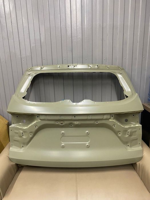 Haval M6 дверь багажника