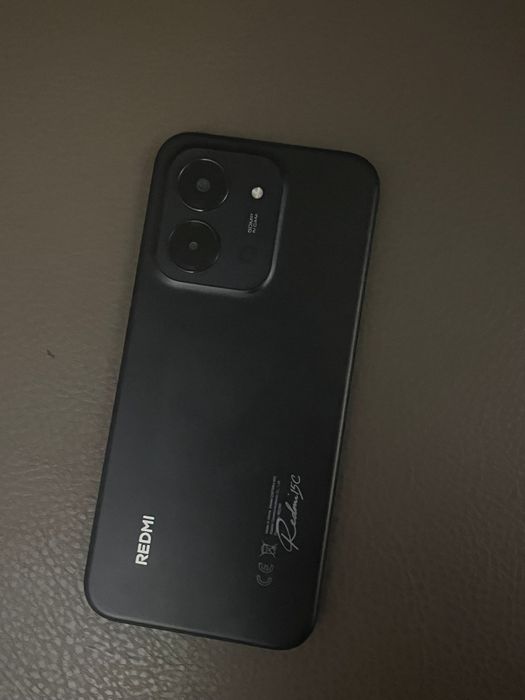 Vând telefon Redmi A15