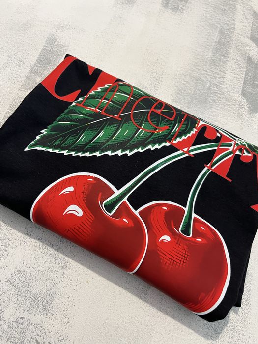 Tricouri Personalizate Profesional - Firme | Merch | Events