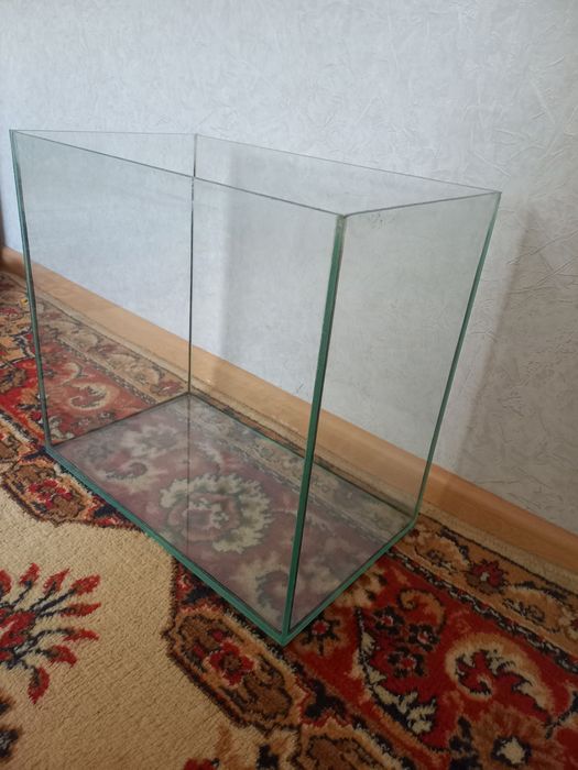 Пподам аквариум 40л