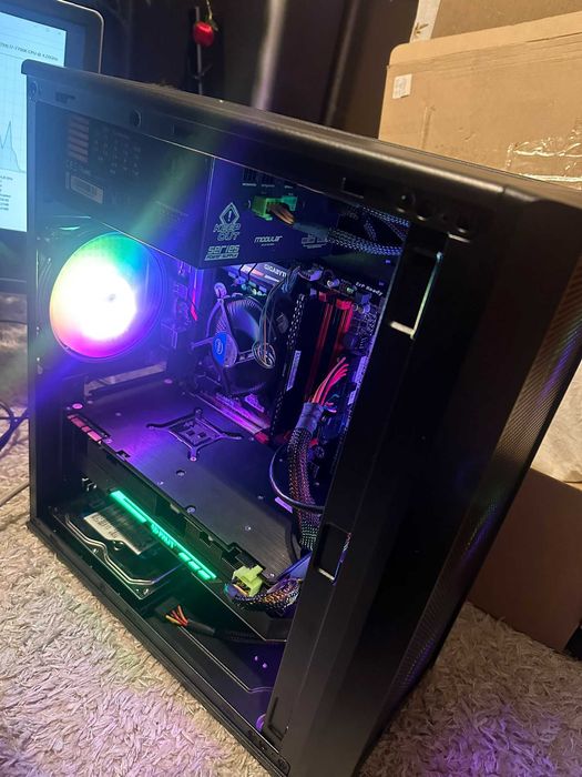 PC GAMING I7 7700K 16 GB DDR4 256 SSD PV GTX 1070 sau AMD 5700 XT 8 GB