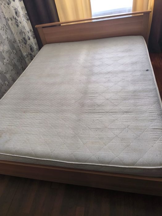 Кровать срочно продаем