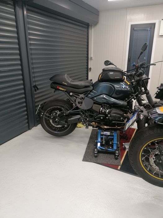 Ауспух  акрапович BMW 1250 GS