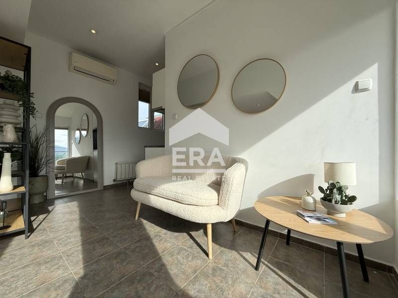 Дава се под наем Двустаен апартамент в София, Център - 70 кв.м за 847.62 € - Снимка #1